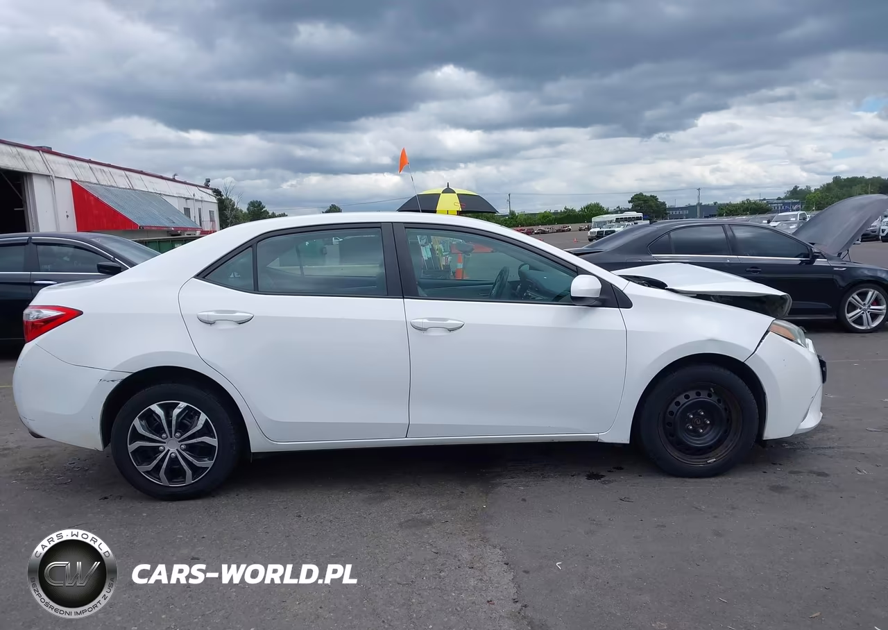 2015 Toyota Corolla Le VIN:2T1BURHE5FC409207 - 13