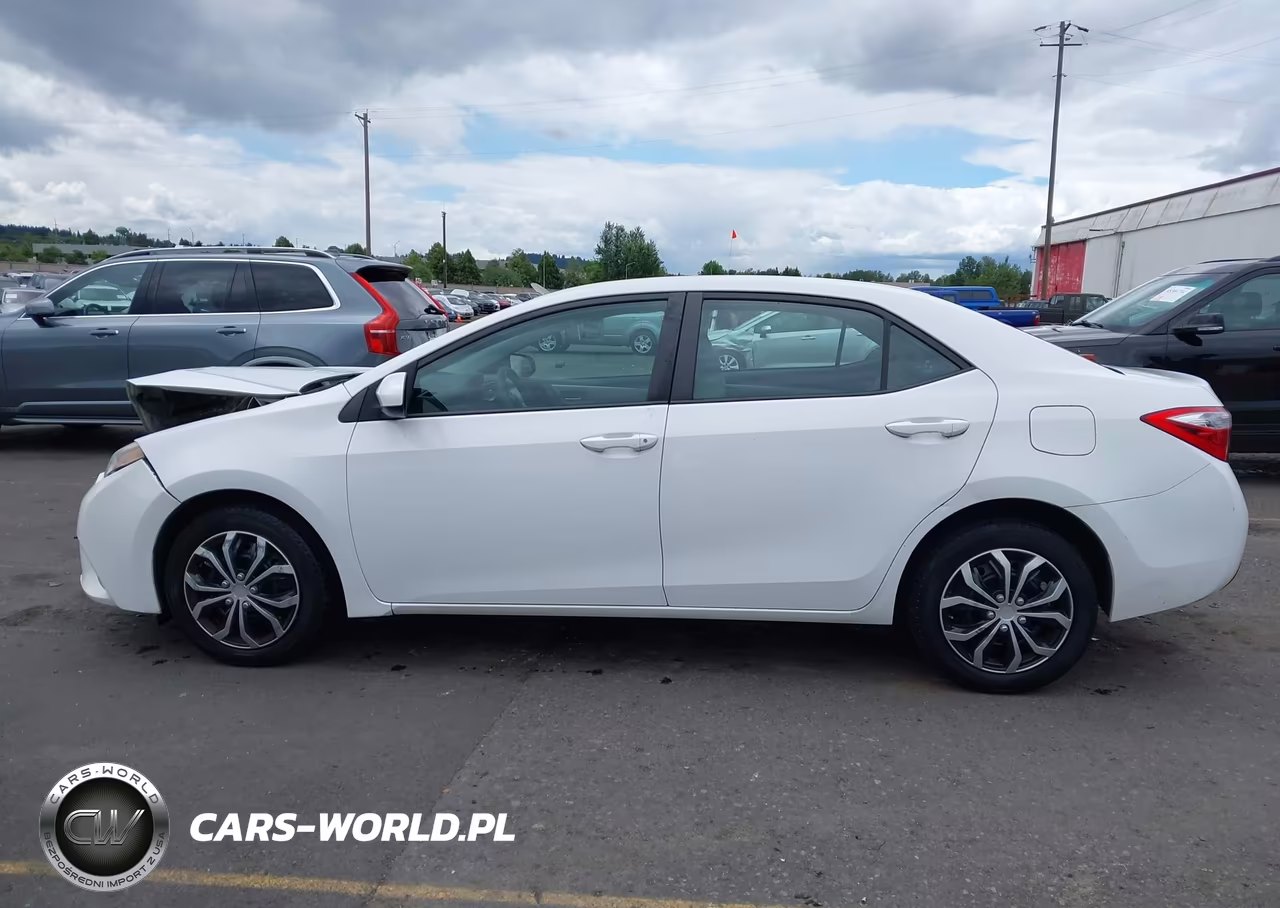 2015 Toyota Corolla Le VIN:2T1BURHE5FC409207 - 14