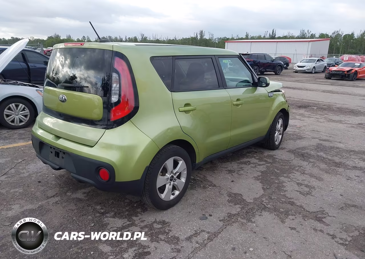 2017 Kia Soul VIN:KNDJN2A23H7885511 - 4