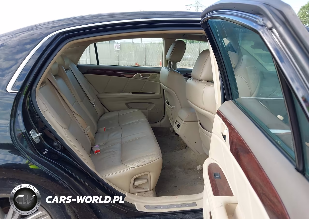2010 Toyota Avalon Limited VIN:4T1BK3DB6AU352988 - 8