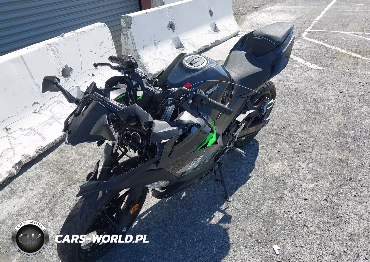 2023 Kawasaki Ex400 VIN:JKAEXKH10PDAN4215 - 2