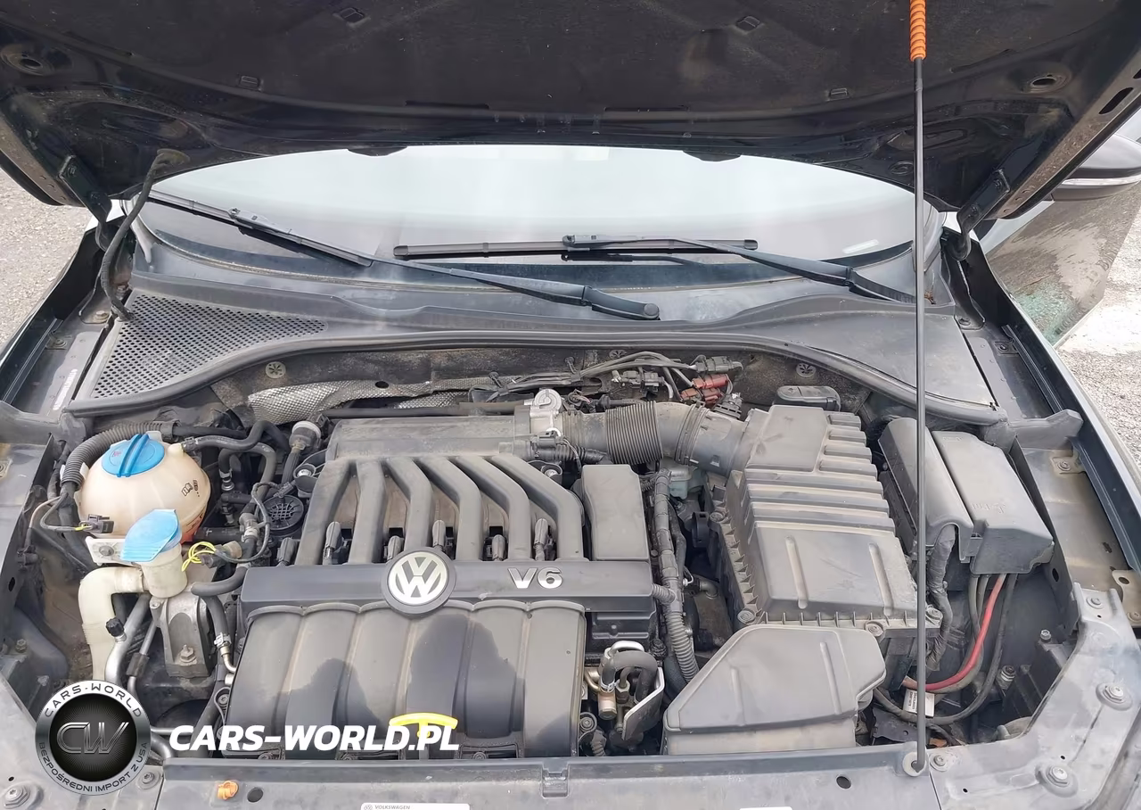 2012 Volkswagen Passat 3.6L V6 Sel Premium VIN:1VWCM7A33CC066576 - 10