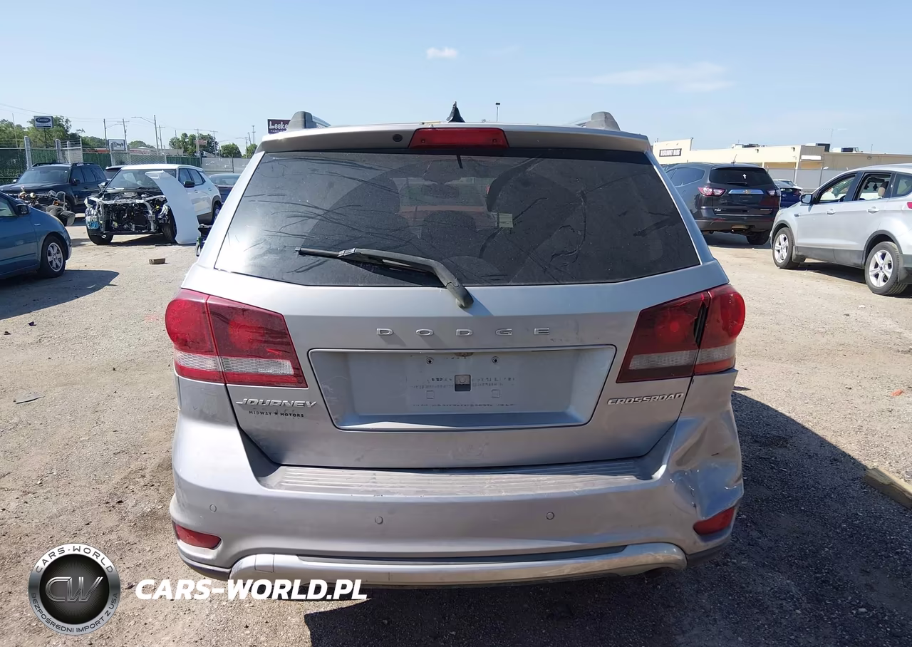 2016 Dodge Journey Crossroad Plus VIN:3C4PDCGB8GT141505 - 15