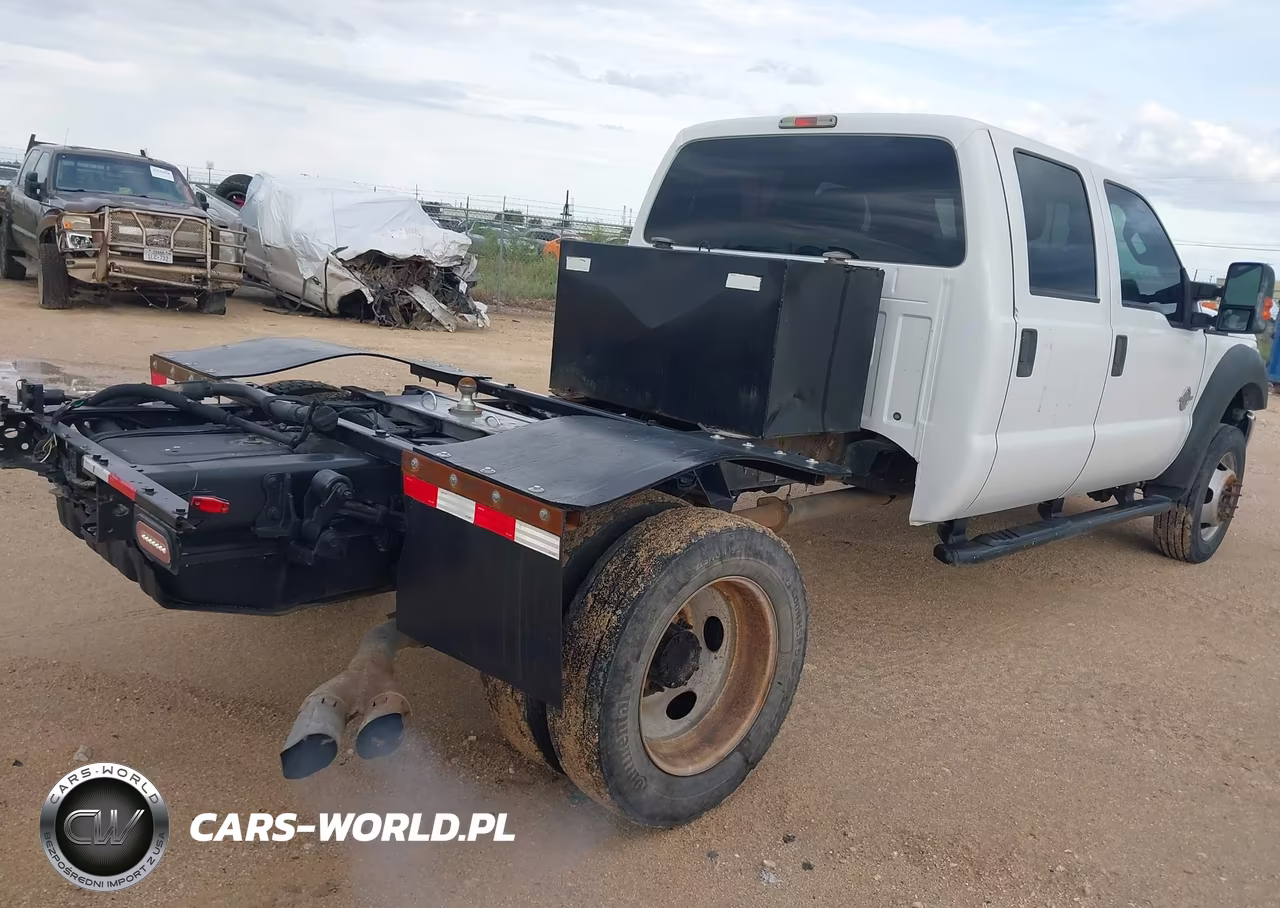2012 Ford F-550 Chassis Xl VIN:1FD0W5HT8CEC35615 - 4