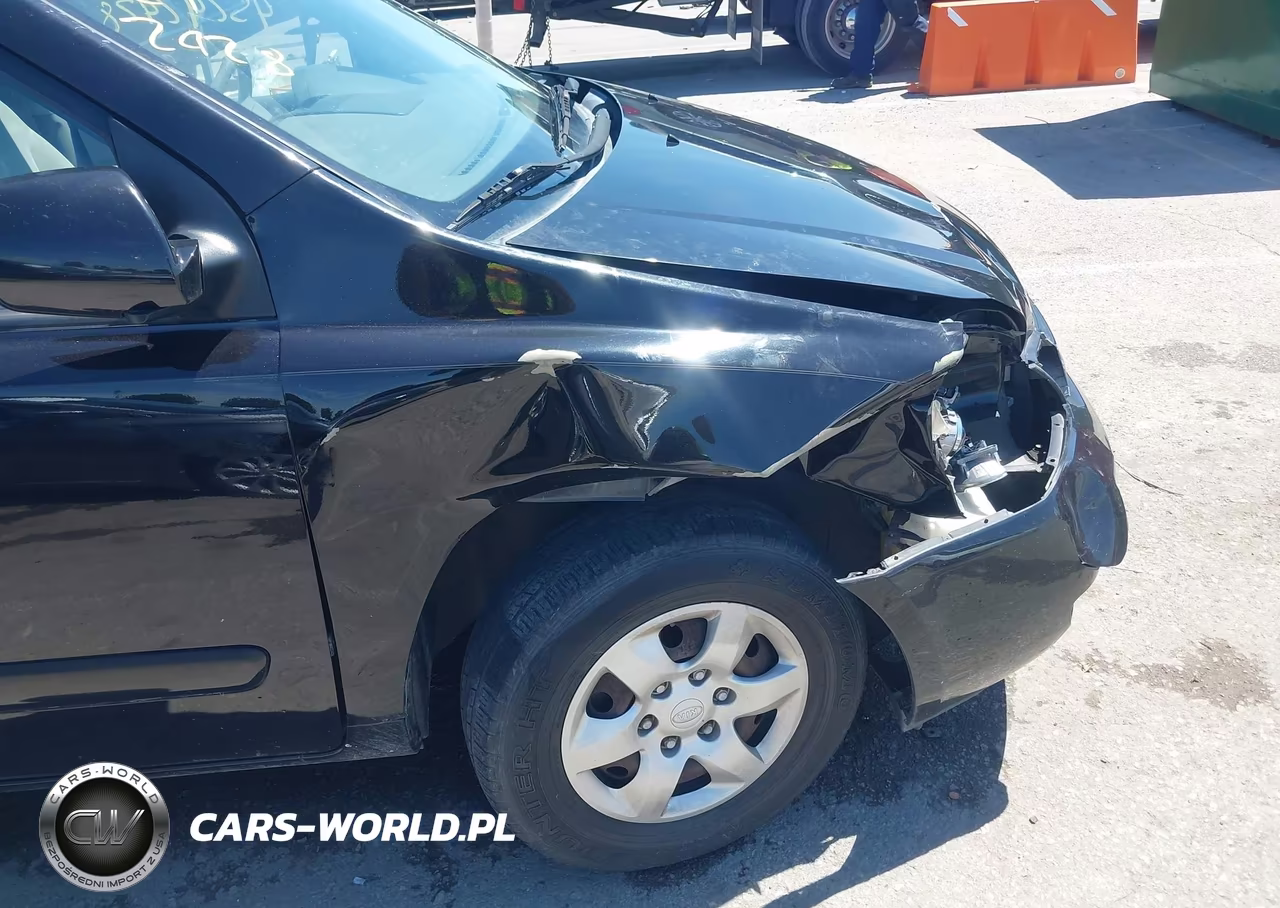 2008 Kia Sedona Lx VIN:KNDMB233X86250612 - 17