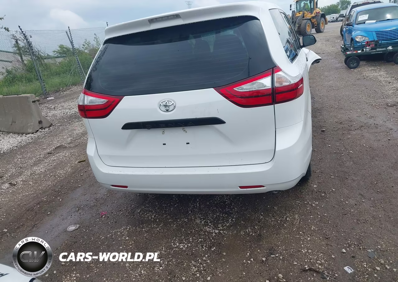 2017 Toyota Sienna VIN:5TDZZ3DCXHS828956 - 16