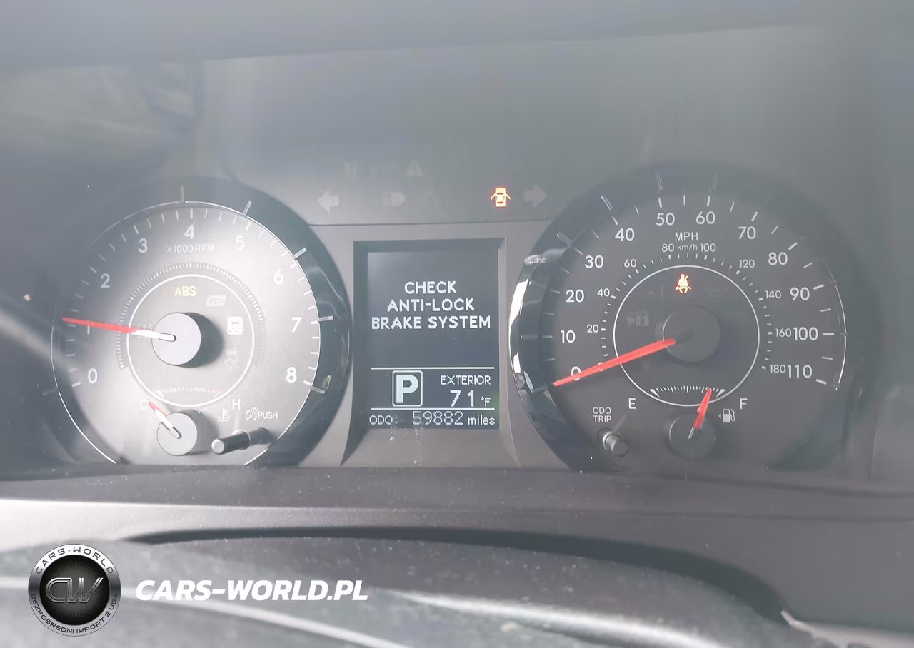 2017 Toyota Sienna VIN:5TDZZ3DCXHS828956 - 7