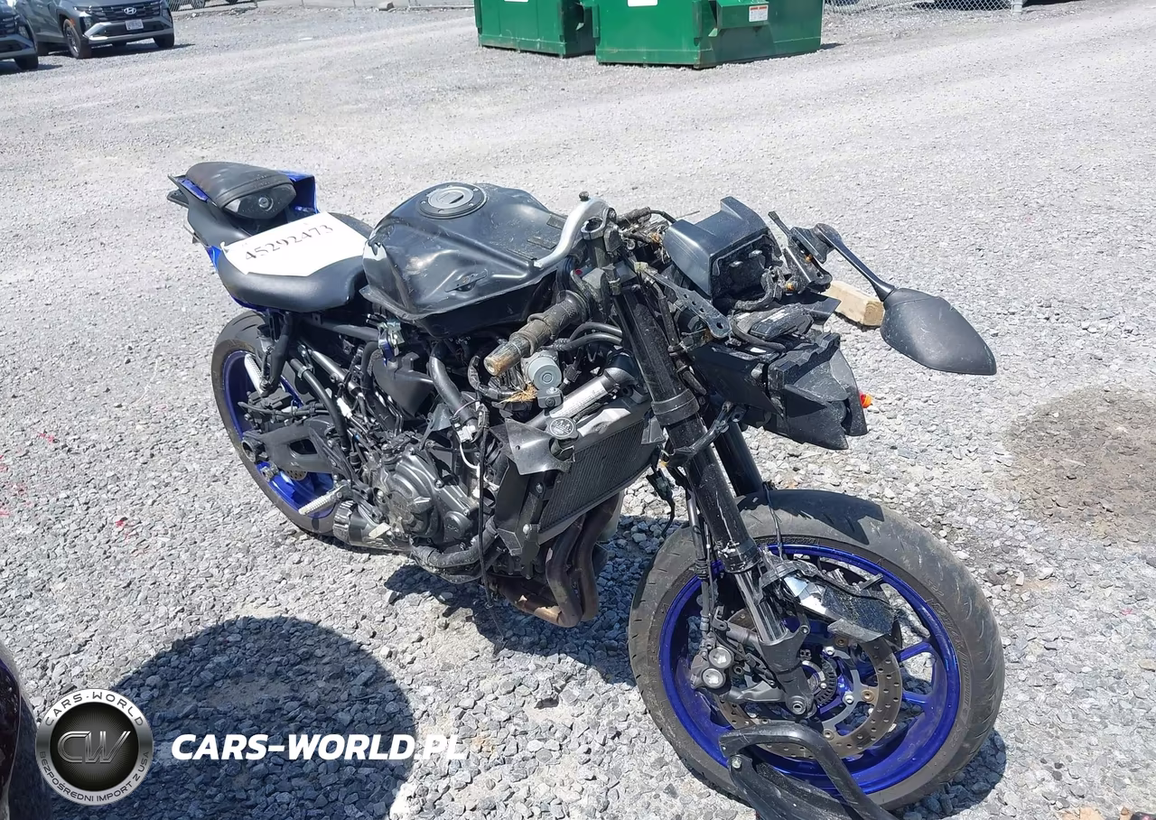 2022 Yamaha Yzfr7