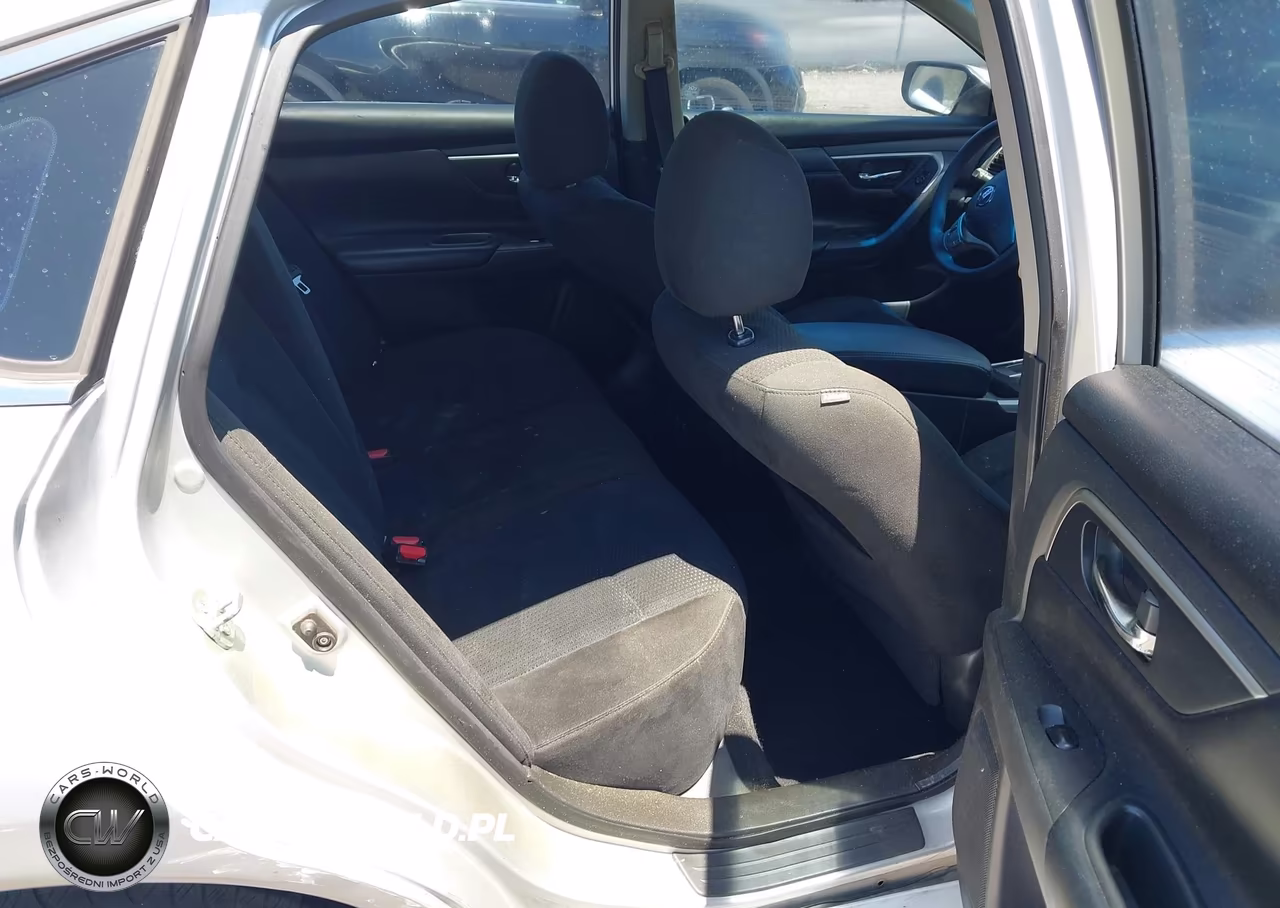 2015 Nissan Altima 2.5 S VIN:1N4AL3AP8FC574741 - 8