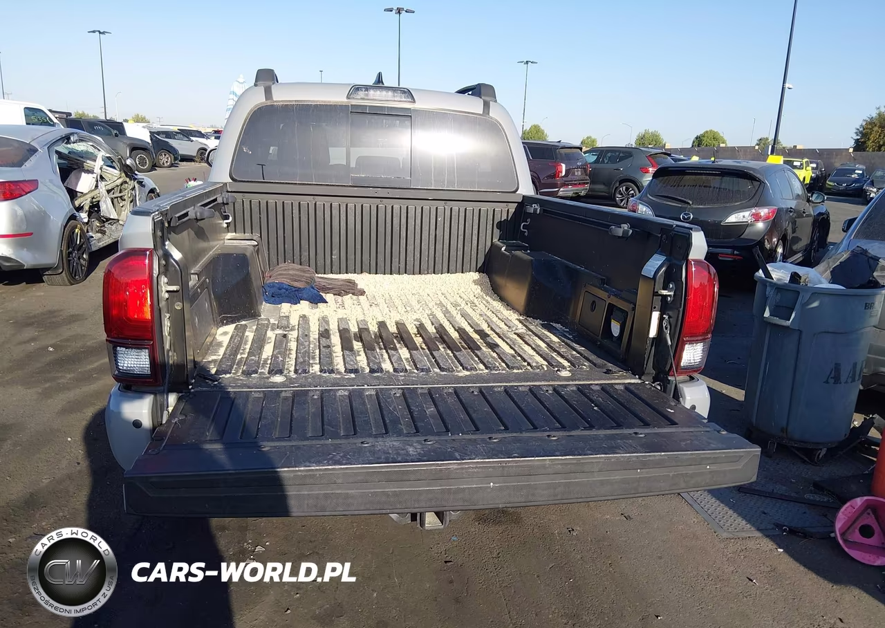2018 Toyota Tacoma Trd Off Road VIN:3TMCZ5AN5JM152204 - 12