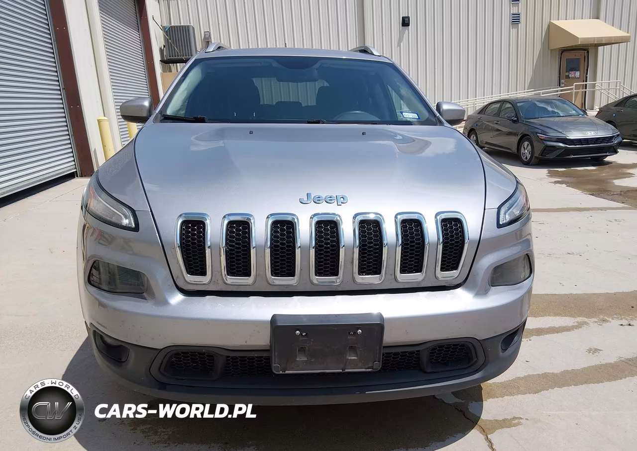 2018 Jeep Cherokee Latitude 4X4 VIN:1C4PJMCB4JD528604 - 12