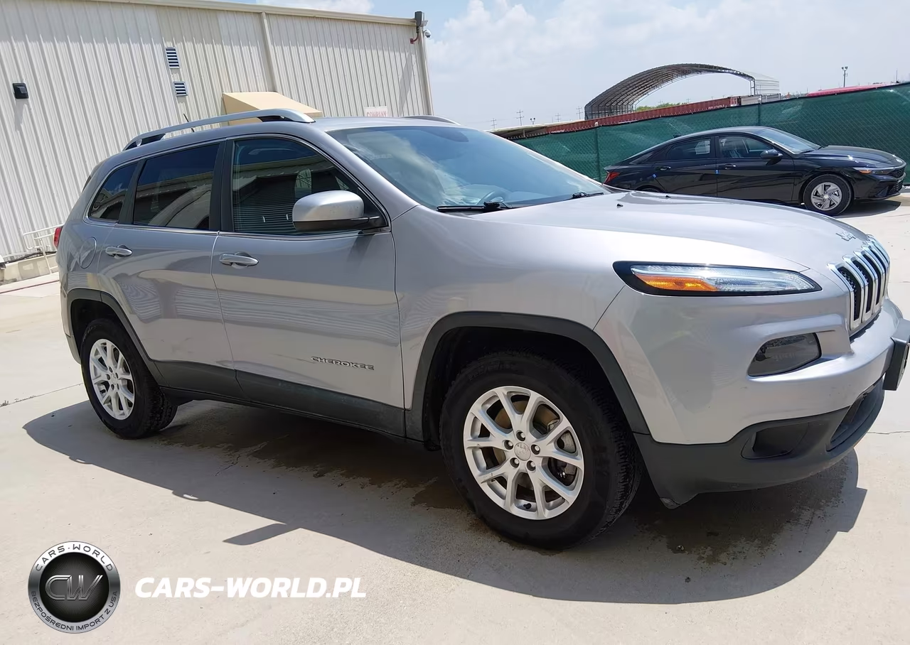 2018 Jeep Cherokee Latitude 4X4 VIN:1C4PJMCB4JD528604 - 13