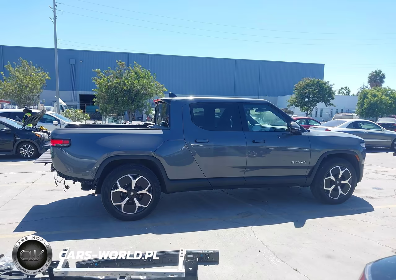 2025 Rivian R1T Adventure Dual Motor Large Pack-Adventure Dual Motor Max Pack VIN:7FCTGBAA0SN042275 - 14