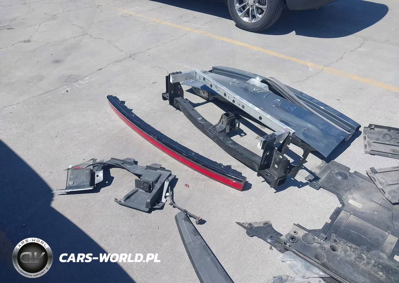 2025 Rivian R1T Adventure Dual Motor Large Pack-Adventure Dual Motor Max Pack VIN:7FCTGBAA0SN042275 - 22