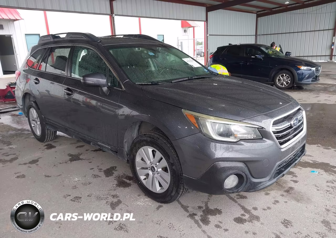 2019 Subaru Outback 2.5I Premium VIN:4S4BSAHC6K3270144 - 1