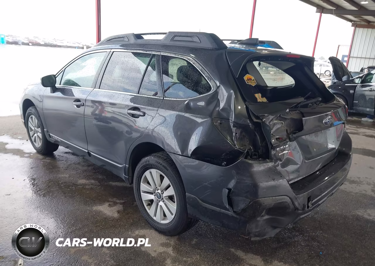 2019 Subaru Outback 2.5I Premium VIN:4S4BSAHC6K3270144 - 3