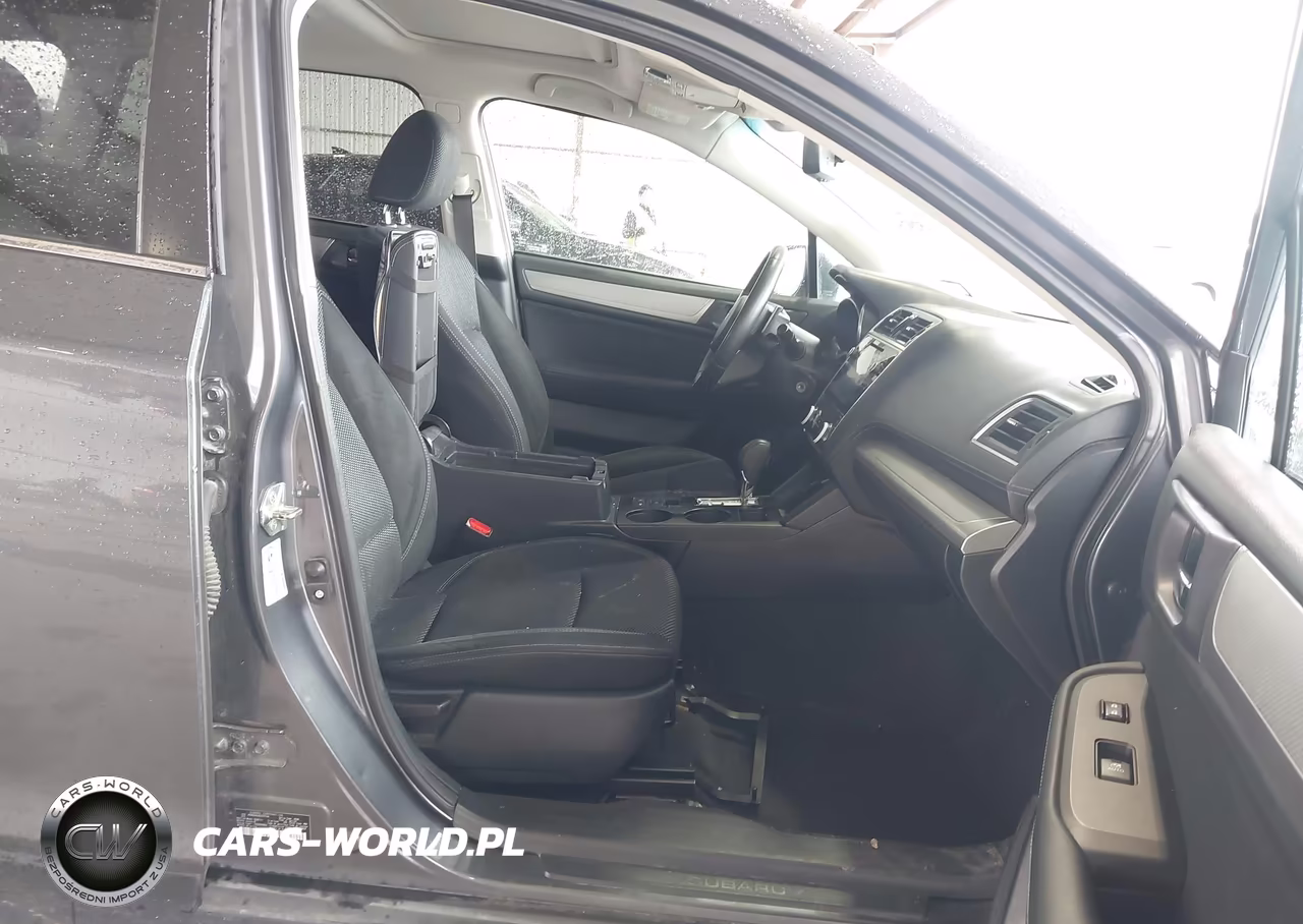 2019 Subaru Outback 2.5I Premium VIN:4S4BSAHC6K3270144 - 5