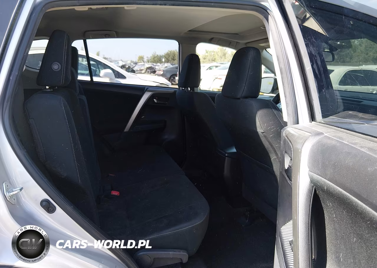 2015 Toyota Rav4 Xle VIN:JTMRFREV0FD132384 - 8