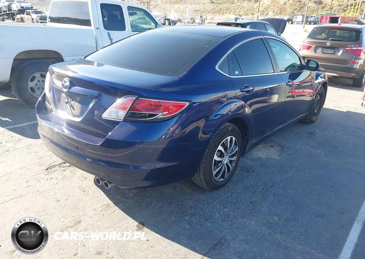 2009 Mazda Mazda6 I Sport VIN:1YVHP81A195M32076 - 4