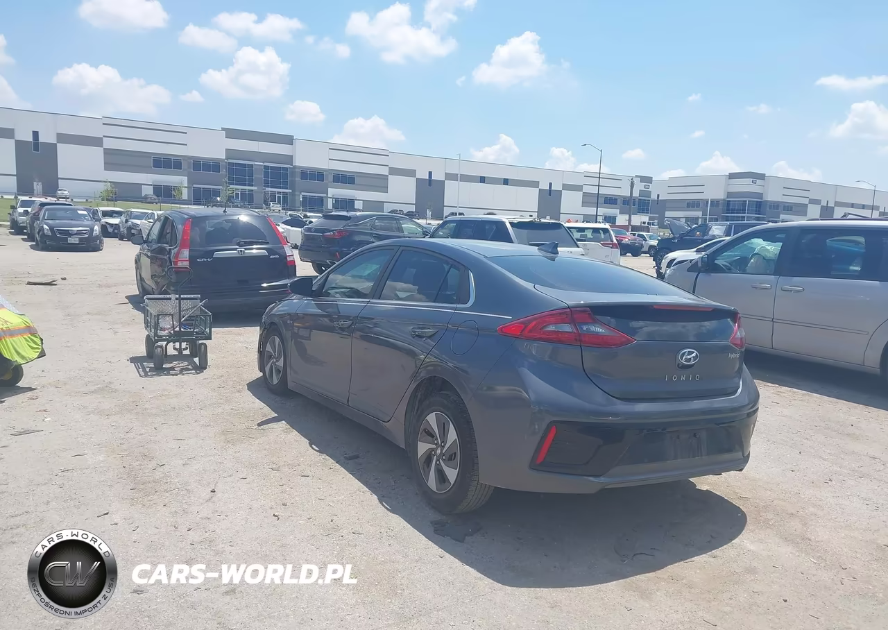 2017 Hyundai Ioniq Hybrid Sel VIN:KMHC75LC1HU037232 - 3
