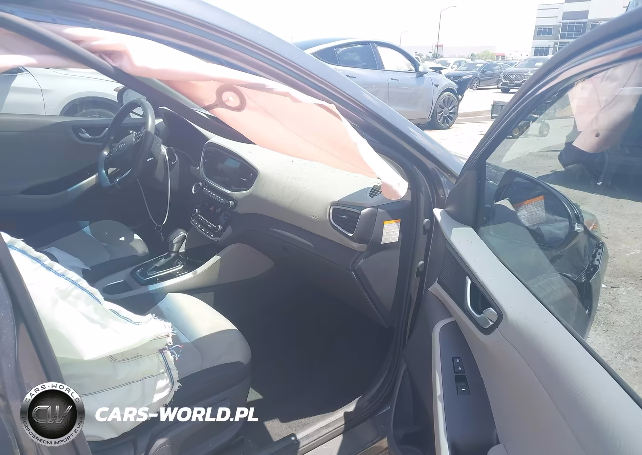 2017 Hyundai Ioniq Hybrid Sel VIN:KMHC75LC1HU037232 - 5