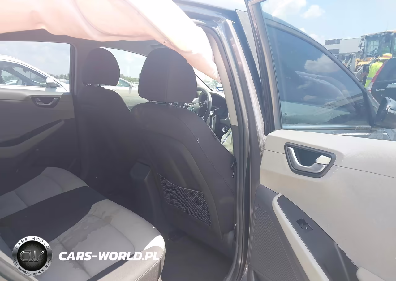 2017 Hyundai Ioniq Hybrid Sel VIN:KMHC75LC1HU037232 - 8