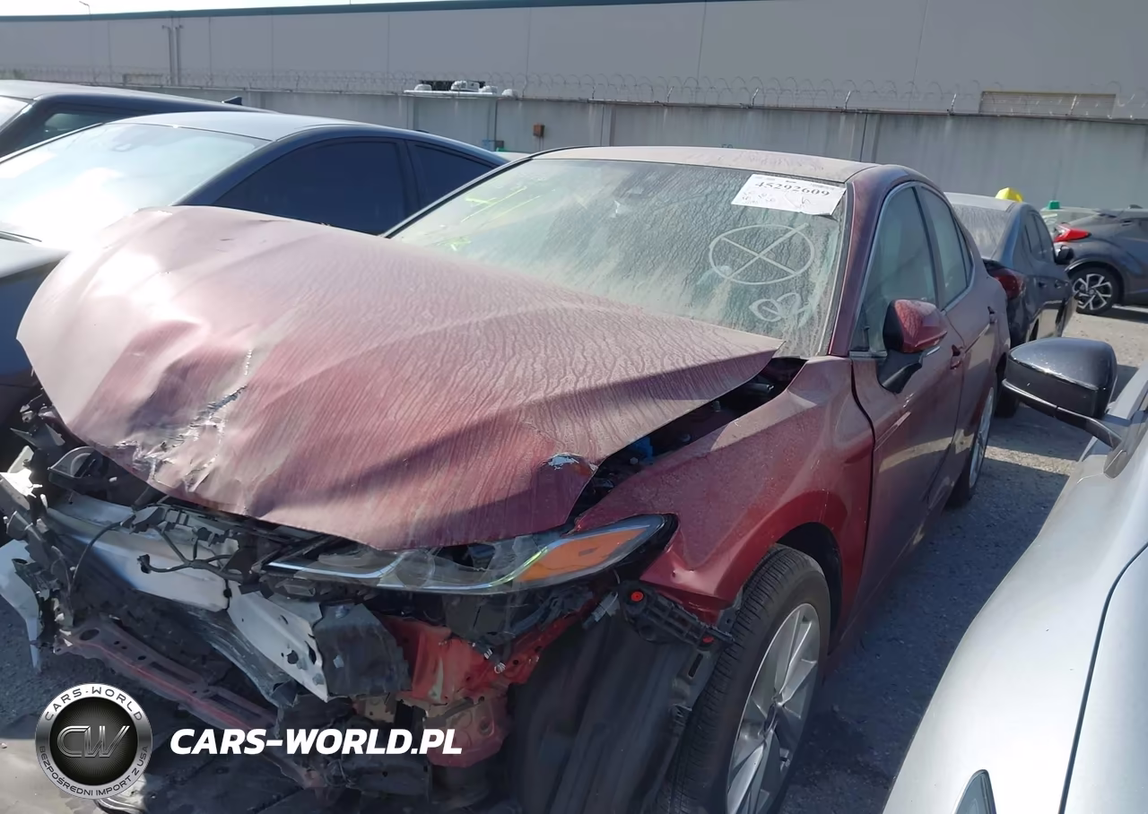 2022 Toyota Camry Le VIN:4T1R11AK1NU071021 - 2