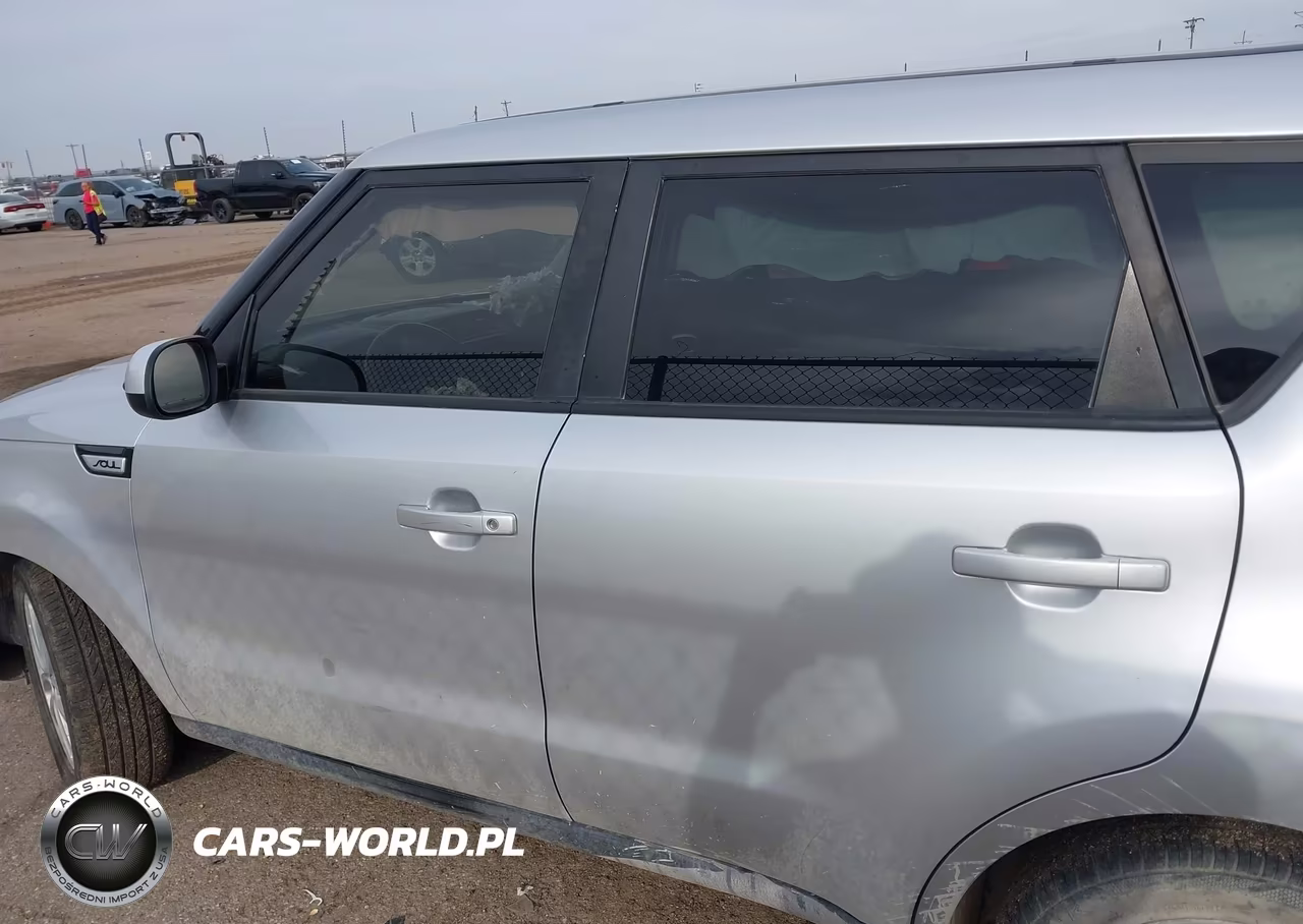 2019 Kia Soul + VIN:KNDJP3A57K7662437 - 14