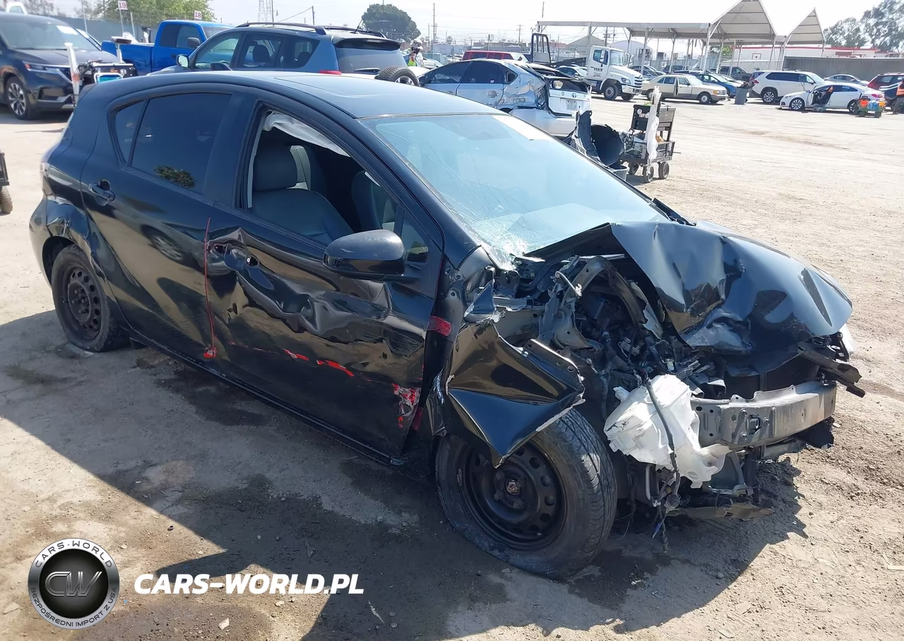 2015 Toyota Prius C Four