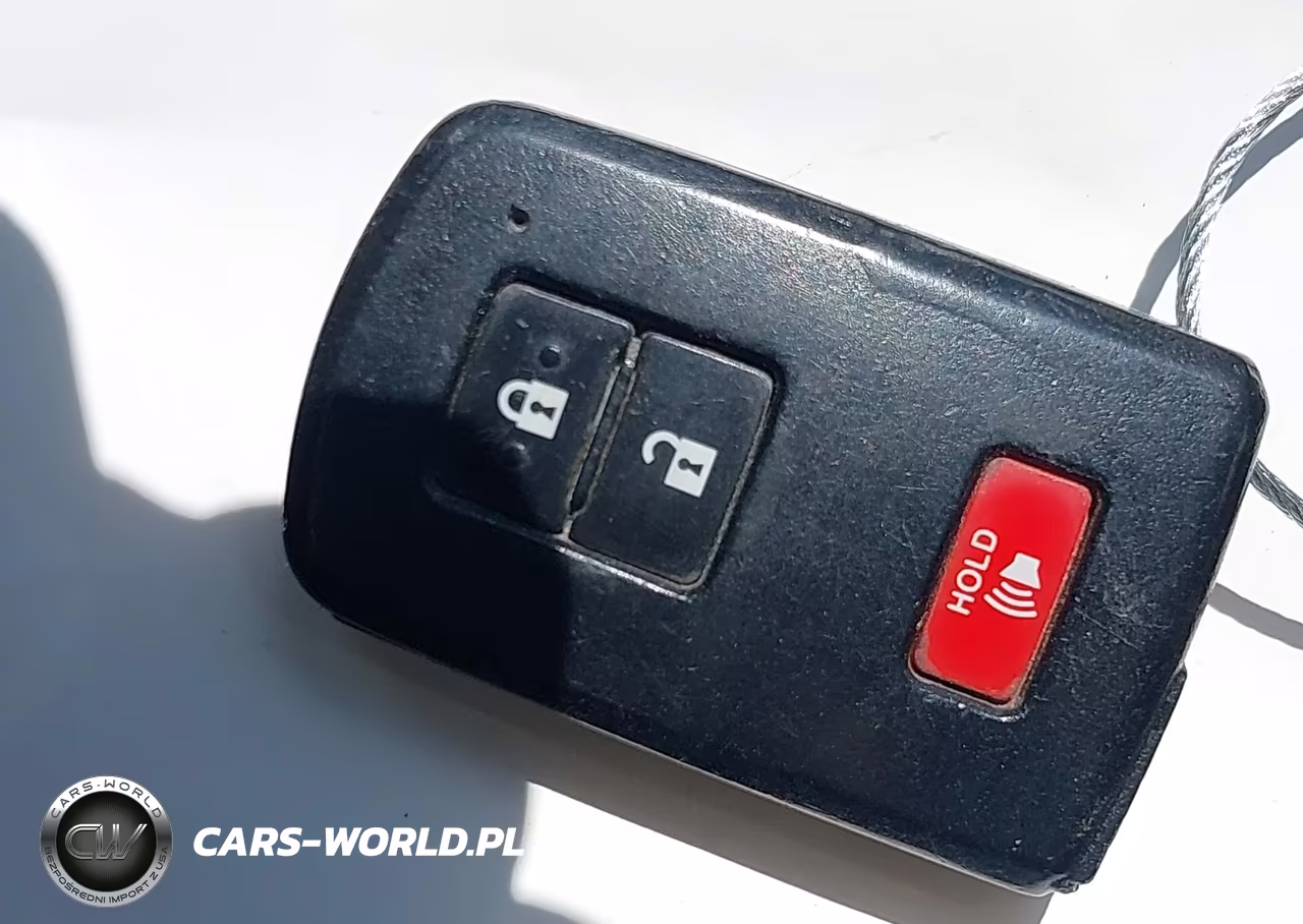 2015 Toyota Prius C Four VIN:JTDKDTB33F1113613 - 11