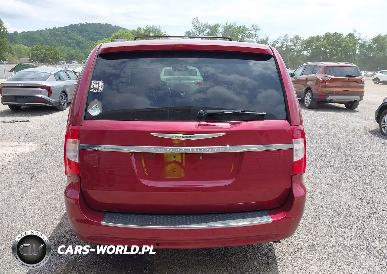 2013 Chrysler Town & Country Touring VIN:2C4RC1BG4DR734795 - 16