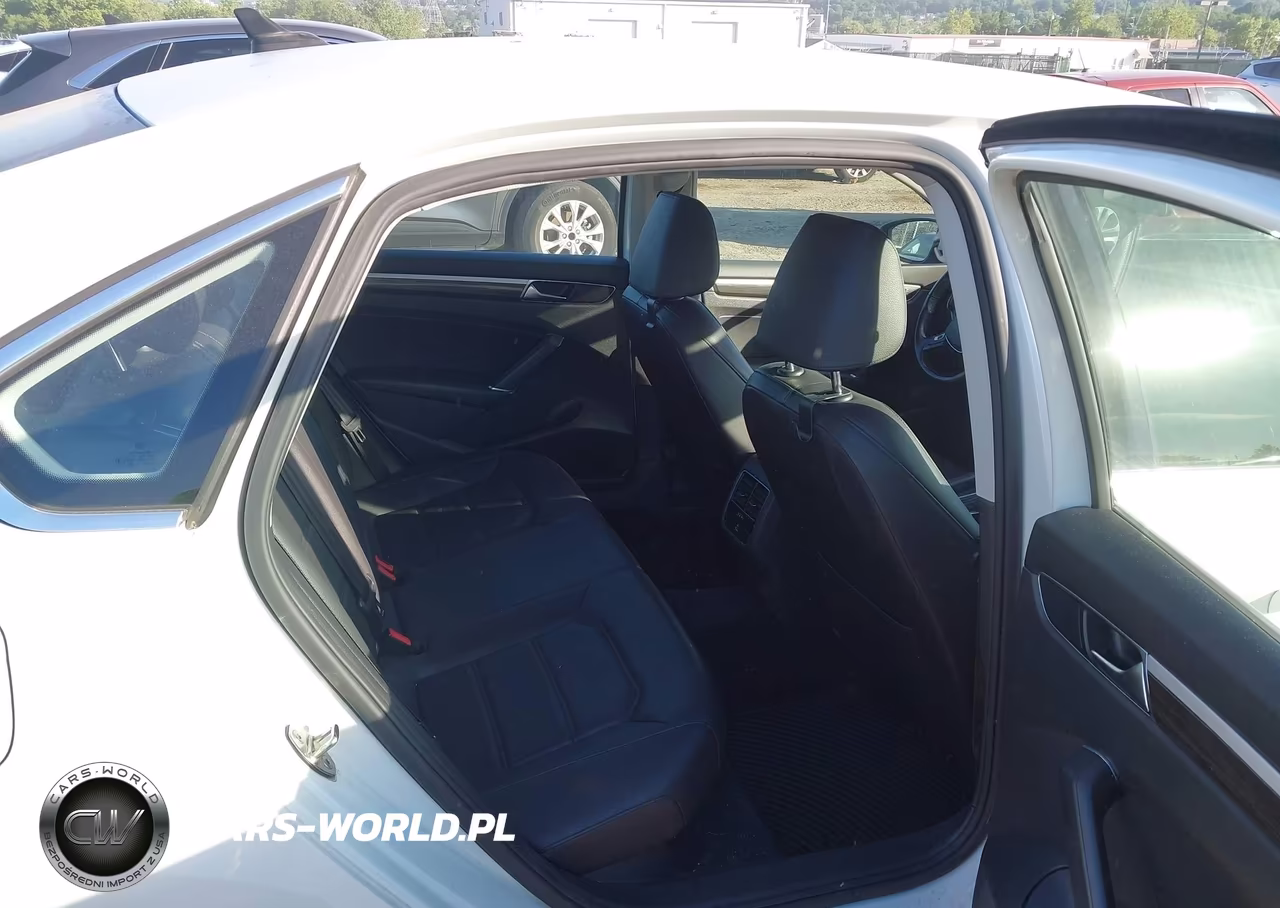 2018 Volkswagen Passat 2.0T Se VIN:1VWBA7A30JC043547 - 8