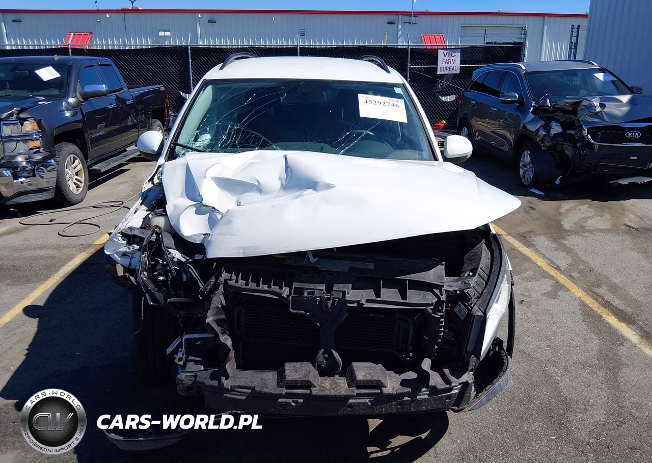 2017 Volkswagen Tiguan 2.0T-2.0T S VIN:WVGAV7AX2HK042501 - 12