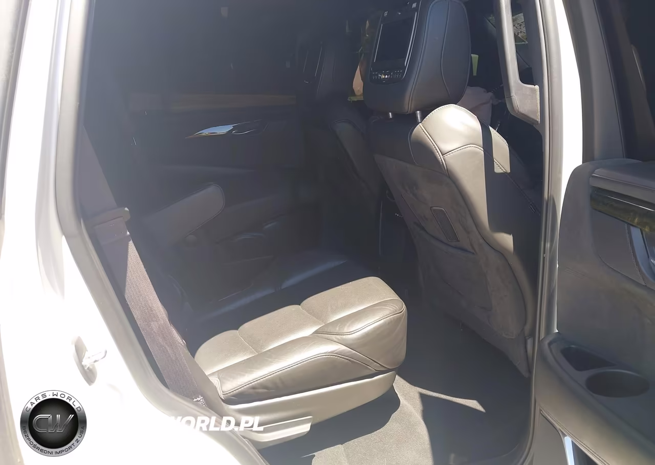 2016 Cadillac Escalade Platinum VIN:1GYS4DKJXGR425977 - 8