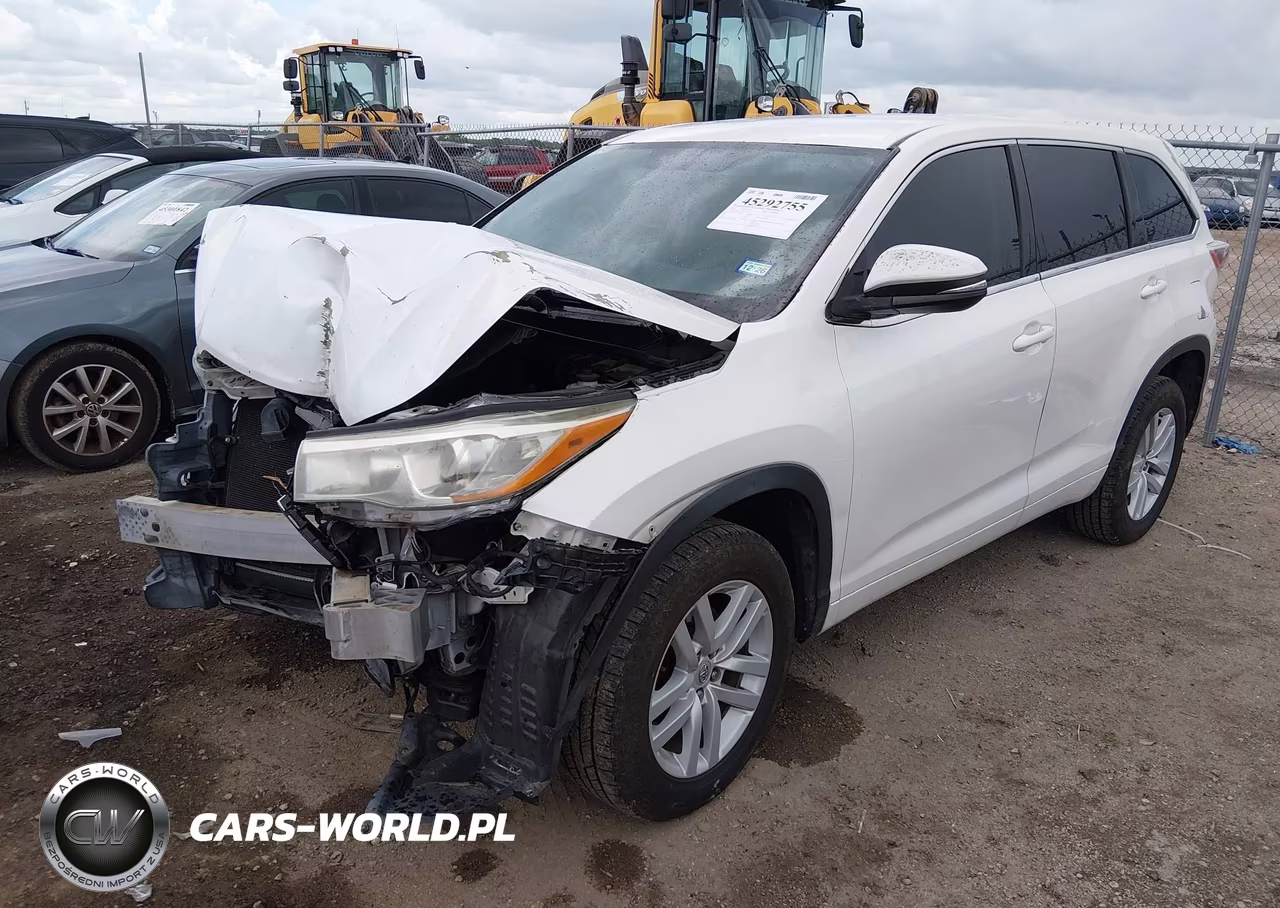 2015 Toyota Highlander Le VIN:5TDZARFH1FS011925 - 2