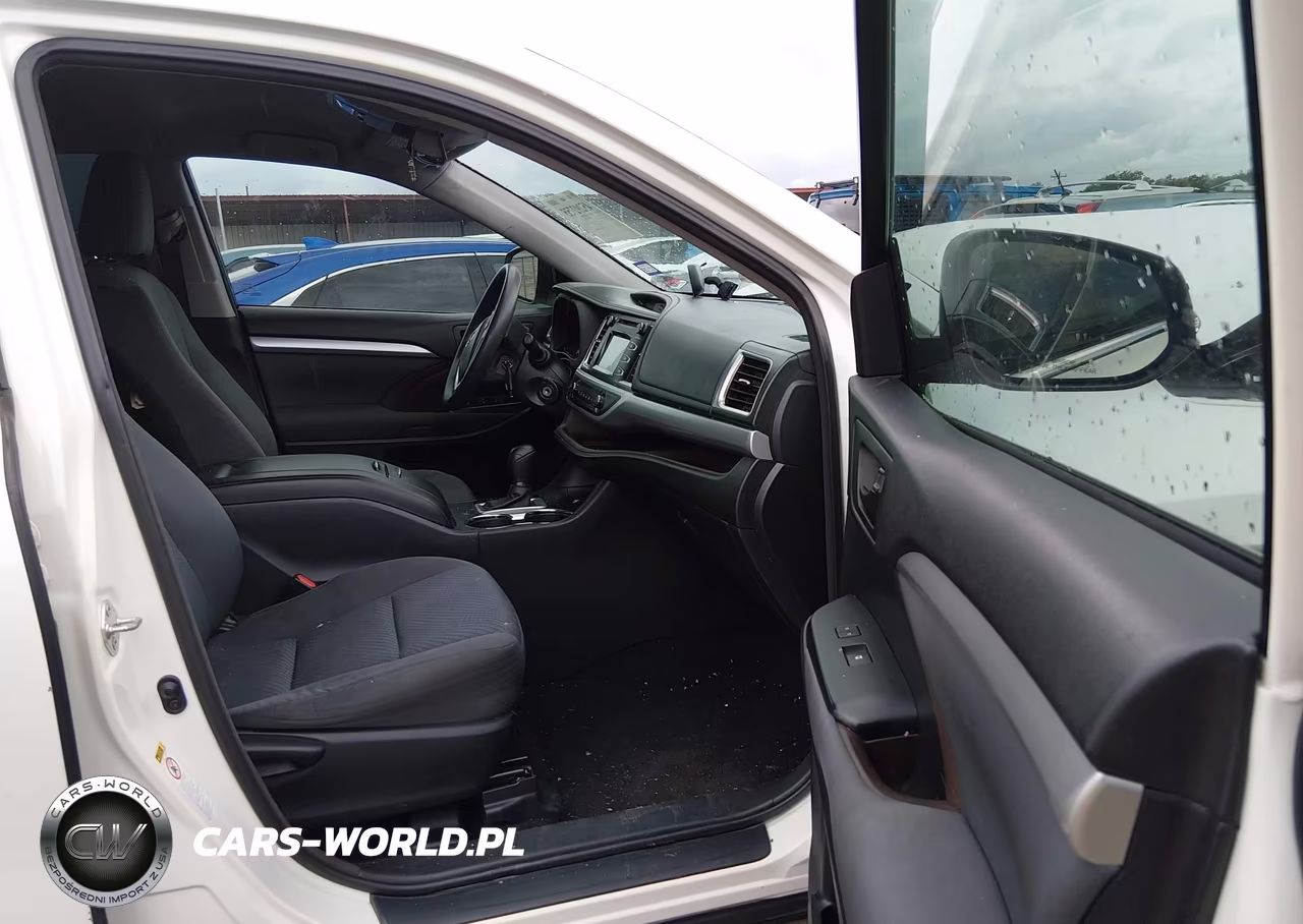 2015 Toyota Highlander Le VIN:5TDZARFH1FS011925 - 5