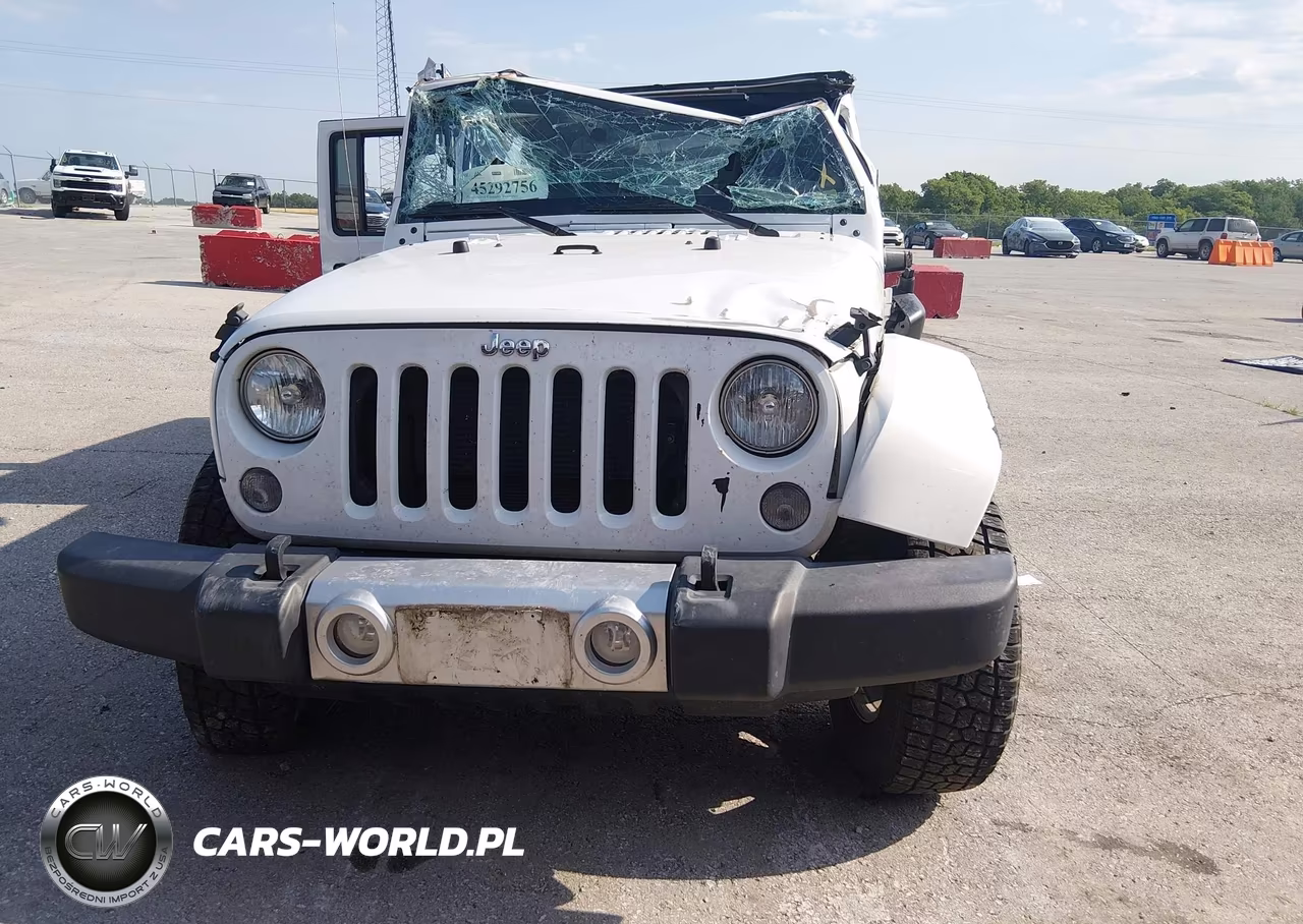 2015 Jeep Wrangler Unlimited Sahara VIN:1C4BJWEG5FL624446 - 12