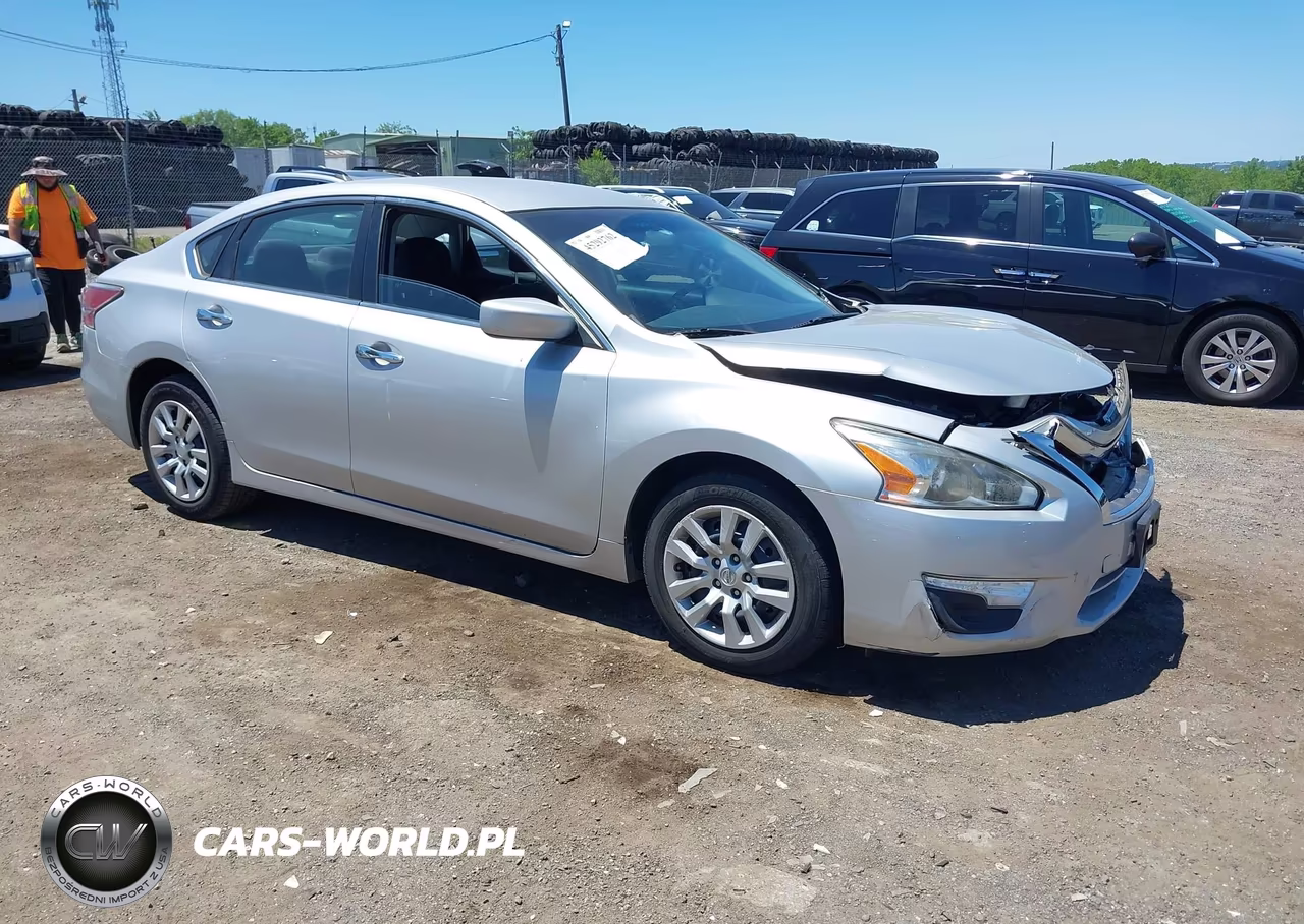 2014 Nissan Altima 2.5 S – zdjęcie 1 z 15