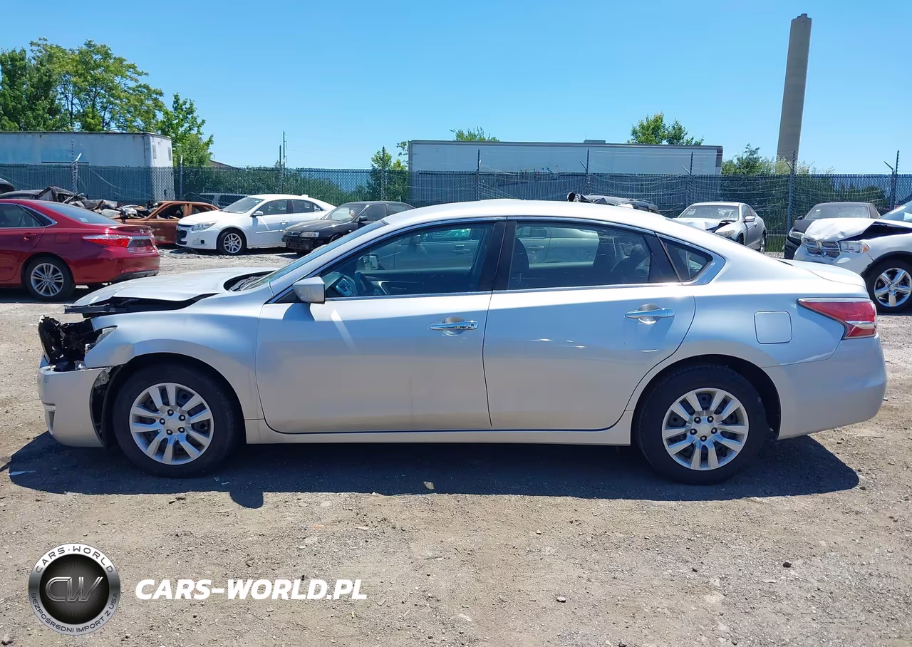 2014 Nissan Altima 2.5 S VIN:1N4AL3AP1EC173126 - 13