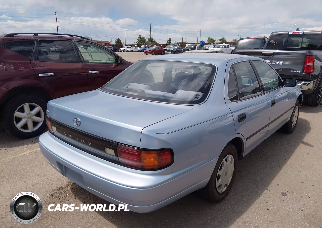 1992 Toyota Camry Dlx VIN:4T1SK11E3NU068906 - 4