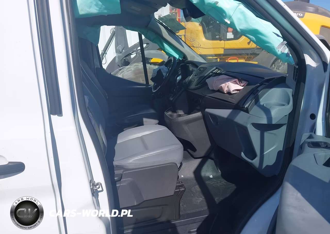 2019 Ford Transit-250 VIN:1FTYR1YG5KKA30246 - 5