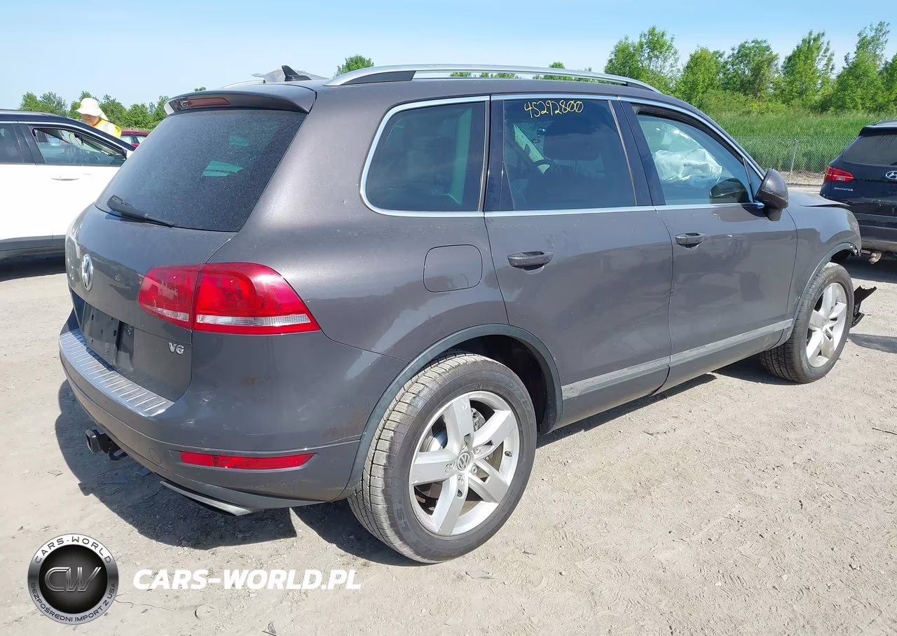 2011 Volkswagen Touareg Vr6 Lux VIN:WVGFF9BP2BD006770 - 4