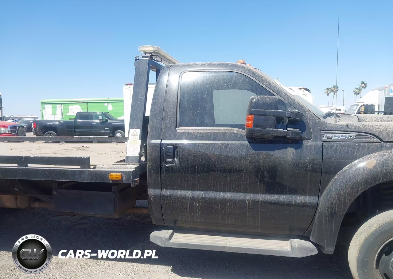 2014 Ford F550 Super Duty VIN:1FDUF5GY9EEB37548 - 13