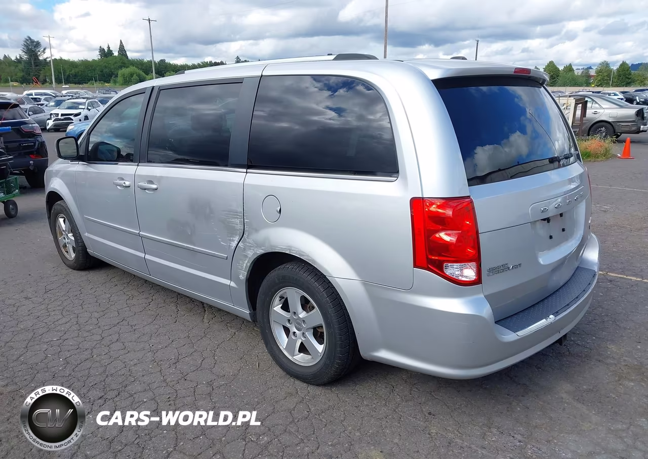 2011 Dodge Grand Caravan Crew VIN:2D4RN5DGXBR649717 - 3