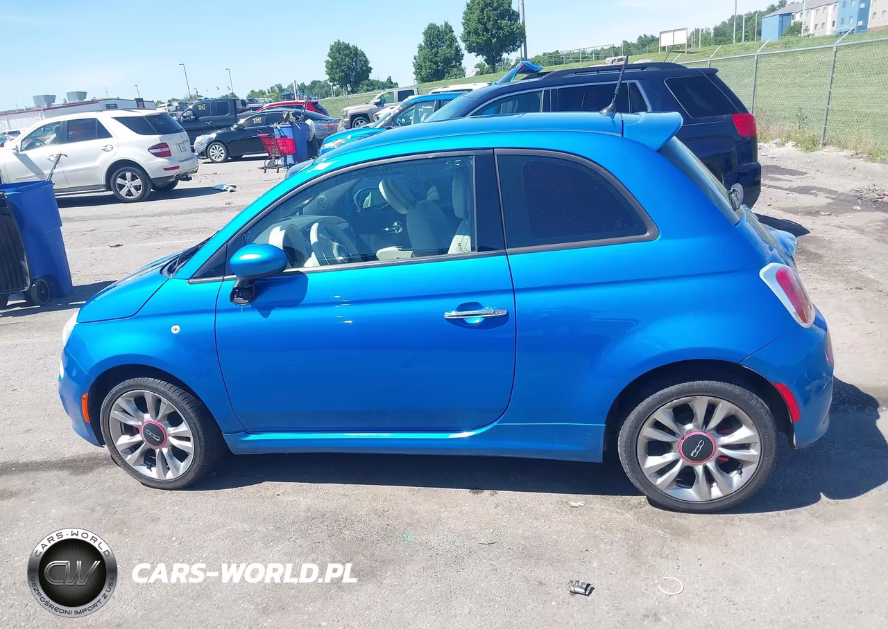2015 Fiat 500 Sport VIN:3C3CFFBRXFT696246 - 14