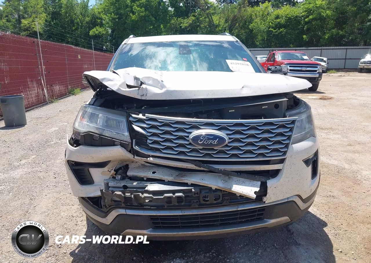 2018 Ford Explorer Platinum VIN:1FM5K8HT4JGB64921 - 12