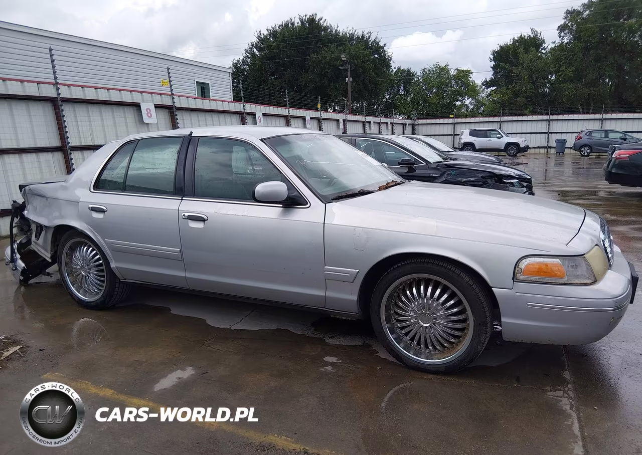 1999 Ford Crown Victoria Lx VIN:2FAFP74W8XX215270 - 14