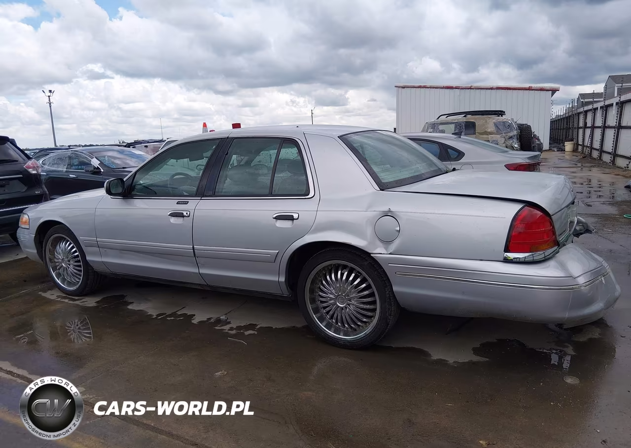 1999 Ford Crown Victoria Lx VIN:2FAFP74W8XX215270 - 15