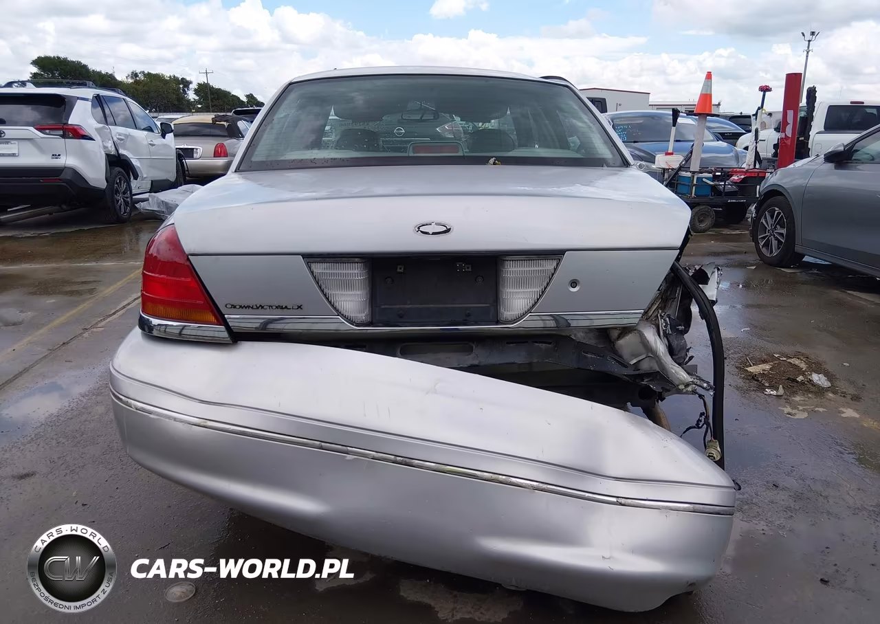 1999 Ford Crown Victoria Lx VIN:2FAFP74W8XX215270 - 18