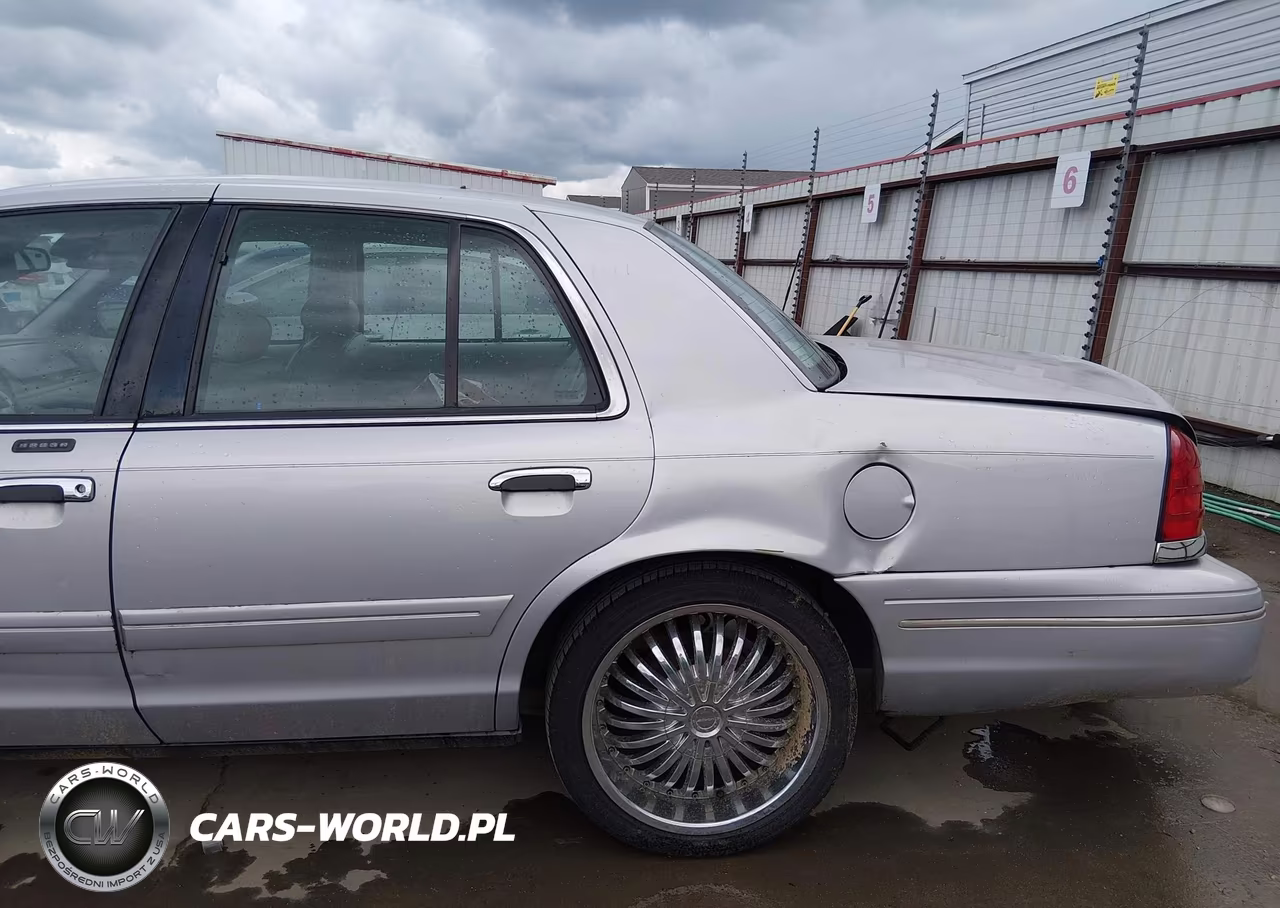 1999 Ford Crown Victoria Lx VIN:2FAFP74W8XX215270 - 19